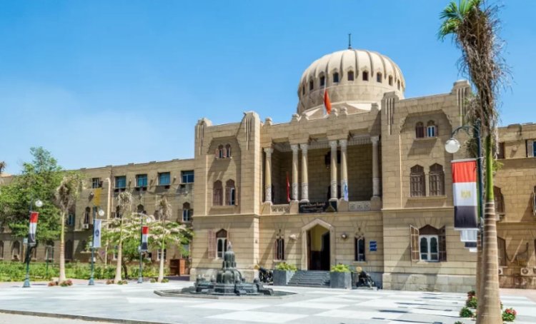 جامعة عين شمس تصدر بيانا بشأن اعتداء فتاة على فرد أمن