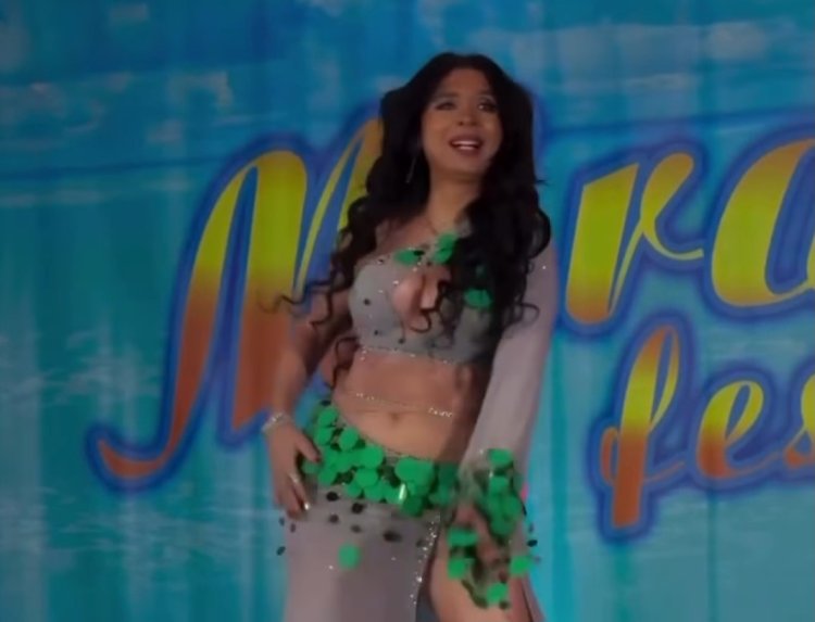 «الترتر الأخضر يزين إطلالتها».. دينا تظهر ببدلة رقص لافتة وتفاعل كبير من متابعيها