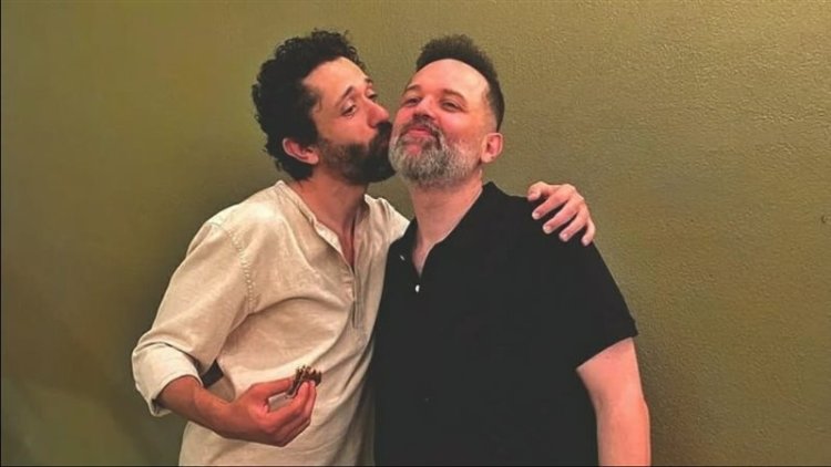 محمد محمود عبدالعزيز يهنئ شقيقه كريم بنجاح «المتر سمير»