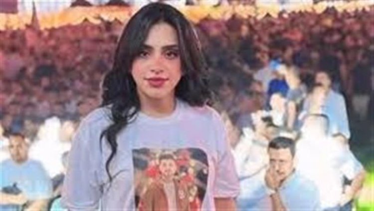 سيارة المطربة رحمة عصام تصطدم بدراجة نارية في شارع البحر الأعظم