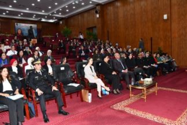 الداخلية تعد فيلم تسجيلي حول البرامج التدريبية المتطورة للكوادر الشرطية النسائية في حفظ السلام