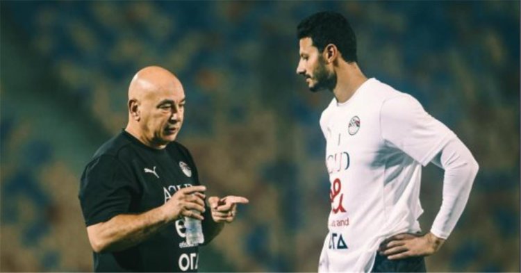 إبراهيم حسن ينفي أزمة محمد الشناوي مع منتخب مصر