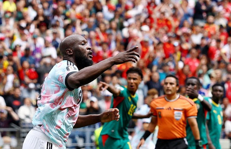 بلجيكا تقلب تأخرها بهدفين إلى فوز مثير على السنغال في كأس العالم