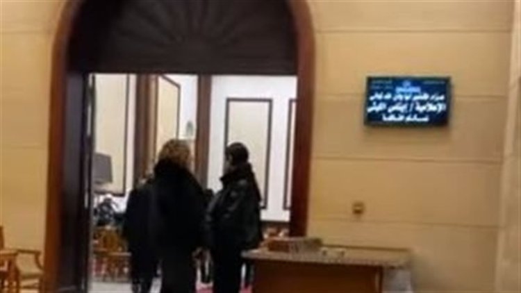 أسرة إيناس الليثي تتلقى العزاء بمسجد الشرطة بعد رحيلها المفاجئ