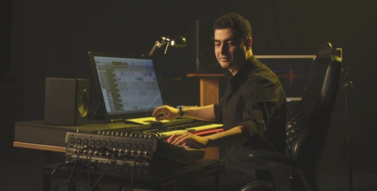 هشام نزيه يتألّق في مهرجان صدى الأهرامات بحفل "الألحان الخالدة