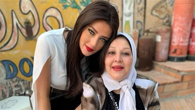 رضوى الشربيني توجه رسالة لوالدتها الراحلة في عيد ميلادها