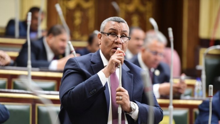 برلماني: صفقة رأس الحكمة بداية النهاية للأزمة الاقتصادية بمصر