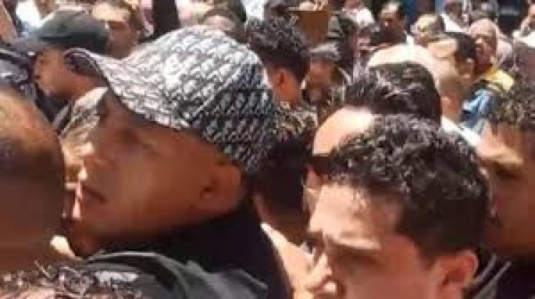 تشييع جنازة والد حمو بيكا من مسجد العمري في الإسكندرية