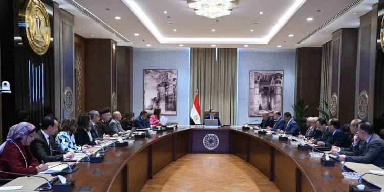 مدبولي: الرئيس تبنى مشروعات حياة كريمة منذ اليوم الأول لها