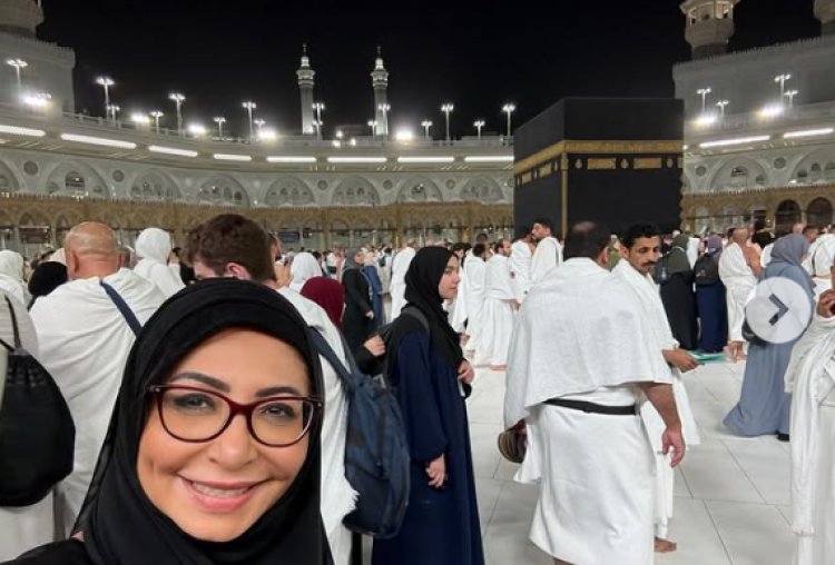 لميس الحديدي من أمام الكعبة المشرفة: «أجمل مكان على وجه الأرض»