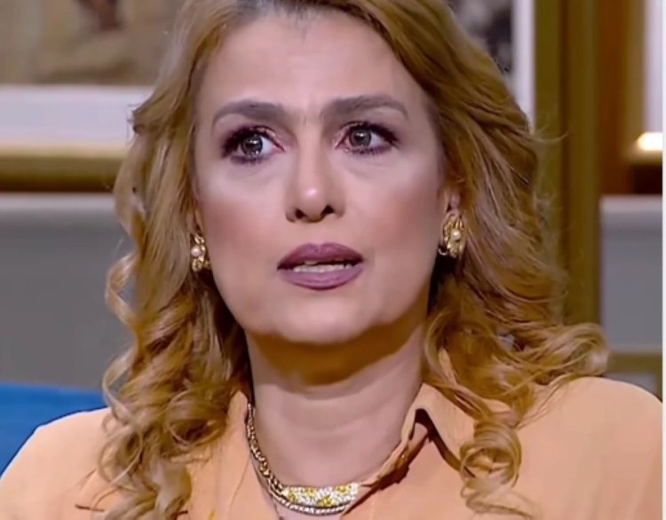 سيمون تكشف تفاصيل مؤلمة عن وفاة والدها: «الفسيخ أنهى حياته»