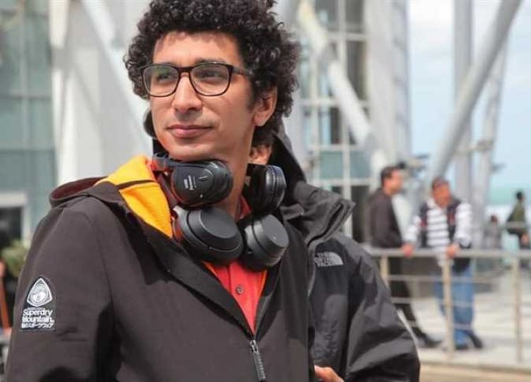 «يروحوا ينقذوا تخصصاتهم الأول».. المخرج كريم الشناوي يهاجم لجنة «إنقاذ الدراما المصرية»