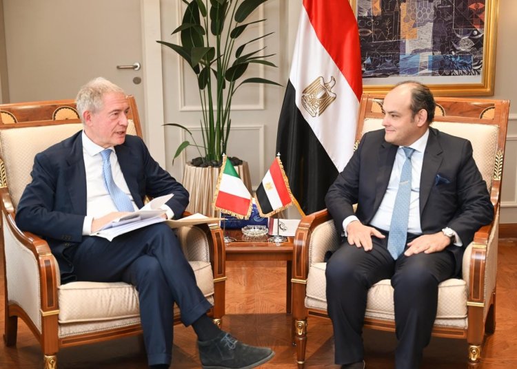 وزير التجارة يبحث مع وزير المشروعات الإيطالي سبل تعزيز العلاقات الاقتصادية بين البلدين