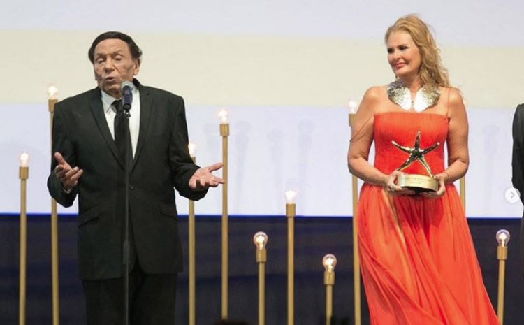 «يا زعيم قلبي».. يسرا تهنئ عادل إمام بعيد ميلاده