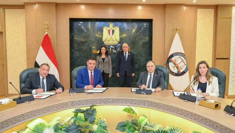 النيابة العامة توقع بروتوكول تعاون لدعم الفئات الأولى بالرعاية وتيسير حصولها على الخدمات