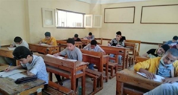 هل يوجد تسريب في امتحان اللغة الإنجليزية أولي إعدادي 2024 الترم الثاني؟