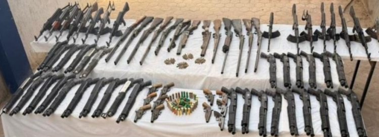 ضربة أمنية قاصمة.. مصرع 3 عناصر شديدة الخطورة وضبط ترسانة أسلحة ونصف طن مخدرات بقيمة 75 مليون جنيه (صور)