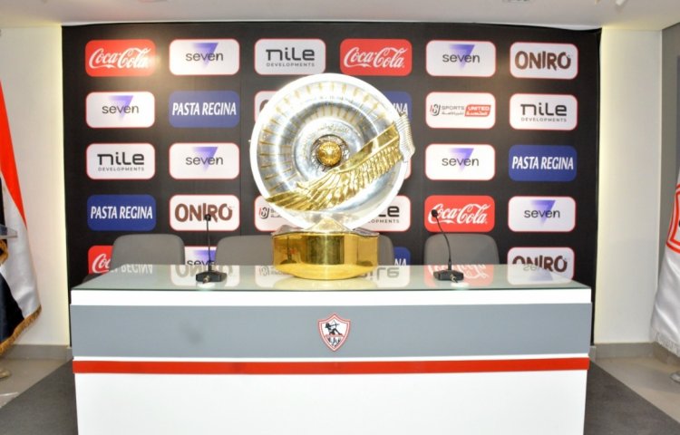 لحل أزمة القيد.. تطبيق الزمالك يتيح للجماهير التصوير مع درع الدوري مقابل 20 دولارًا