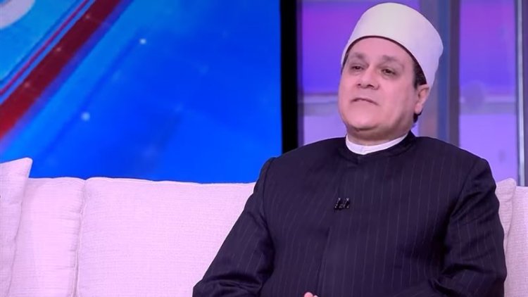 مظهر شاهين يسخر من صراع «رقم واحد» بين نجوم الدراما