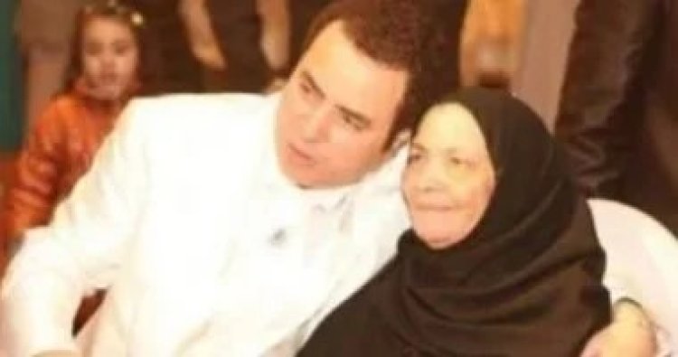 صبحي خليل يتلقى عزاء والدته اليوم بالمهندسين