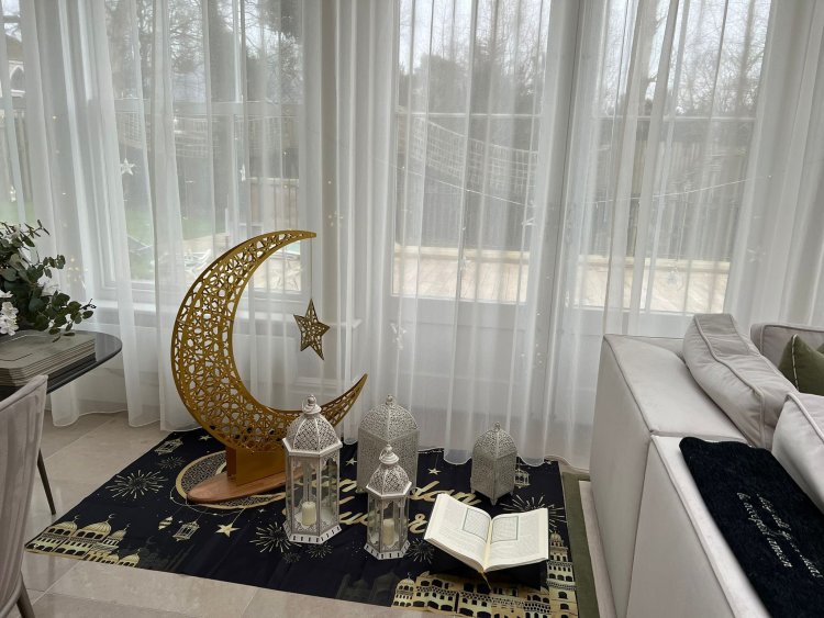 صلاح يهنئ المسلمين بشهر رمضان
