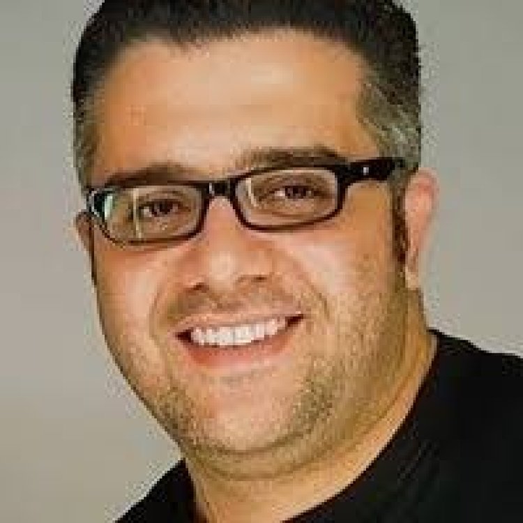 كريم عبد الوهاب يكشف تعرضه للنصب في "أمواج الساحل": القرية بيئة وبيدفعونا 10 آلاف علشان البحر