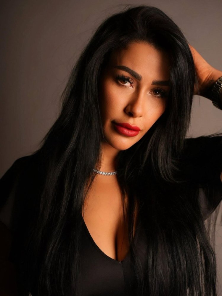 بعد براءتها من قضية الاتجار بالمخدرات.. داليا فؤاد توجه رسالة لعمرو أديب