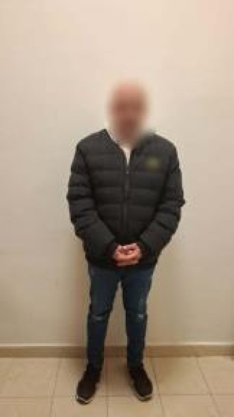 ضبط شخص تعدى على طفل بالضرب بالسويس بعد تداول فيديو على مواقع التواصل الاجتماعي