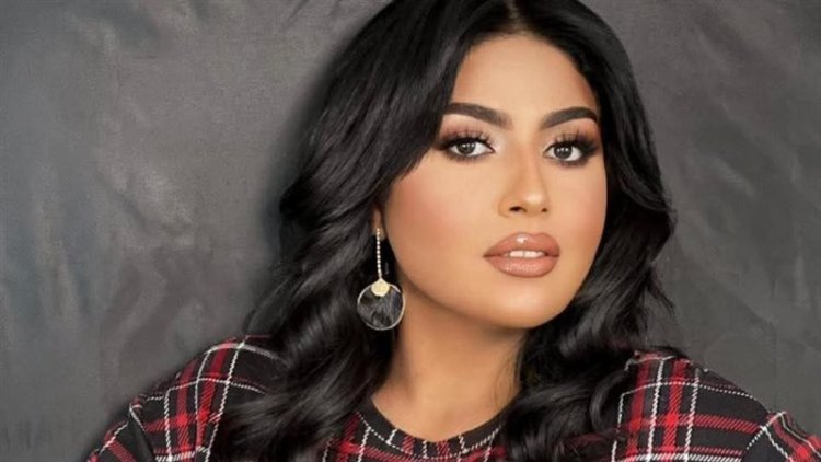 بعد تعرضها لحادث.. زينب العبد تعلن تهشم سيارتها وتطمئن جمهورها