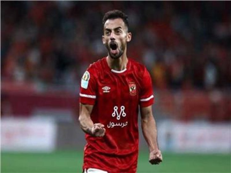 "مش شغلي أرد على الشائعات".. أحمد عبدالقادر يحسم مستقبله مع الأهلي