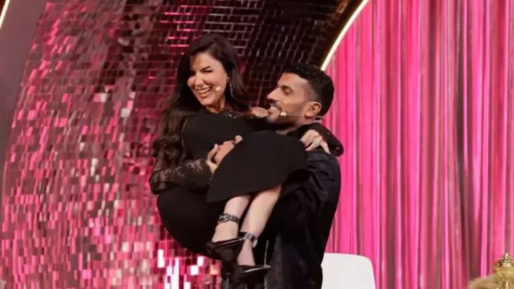 عبد الله رشدي ينتقد حمل محمد سامي لزوجته: لا تنخدعوا بما ترونه.. ولا تجعلوا مثلَ ذلك قدوةً لكم