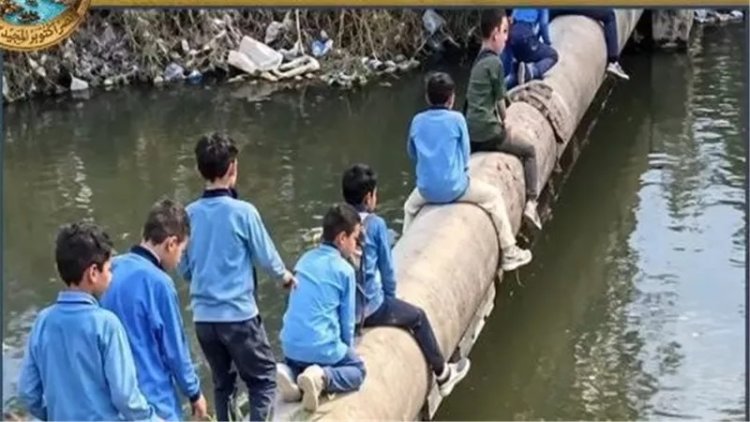 لميس الحديدي عن عبور تلاميذ فوق ماسورة مياه بالبحيرة: الصورة دي دفعت لحل المشكلة
