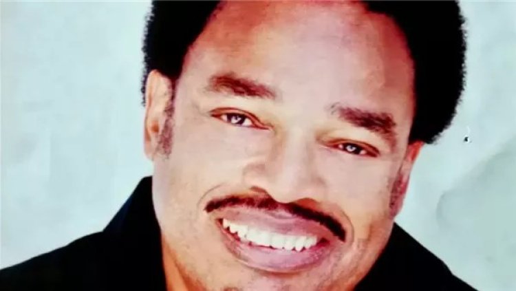 وفاة المغني الأمريكي جيم جيلستراب عن عمر 79 عامًا