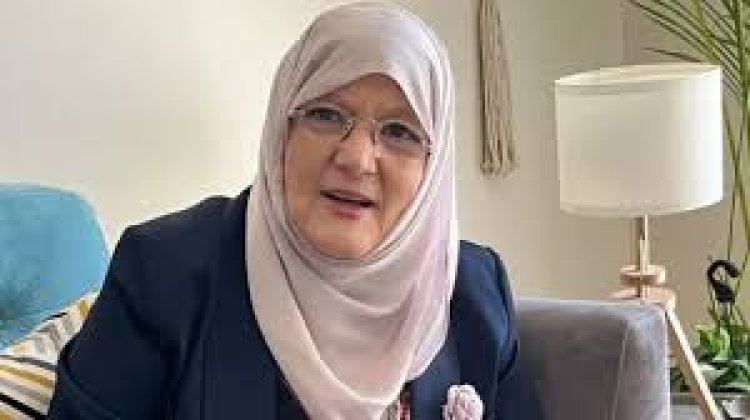 شمس البارودي تعلن وفاة خالها