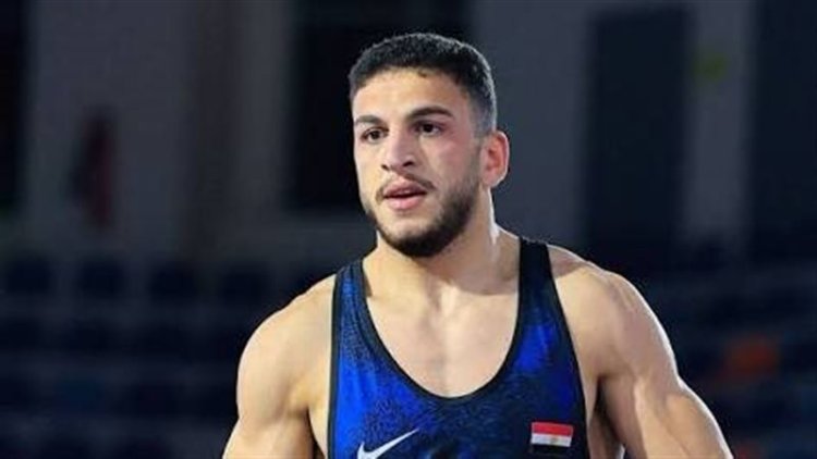 بعد هروب لاعب خلال ترانزيت روما.. إيقاف سكرتير عام المصارعة وإحالته للتحقيق