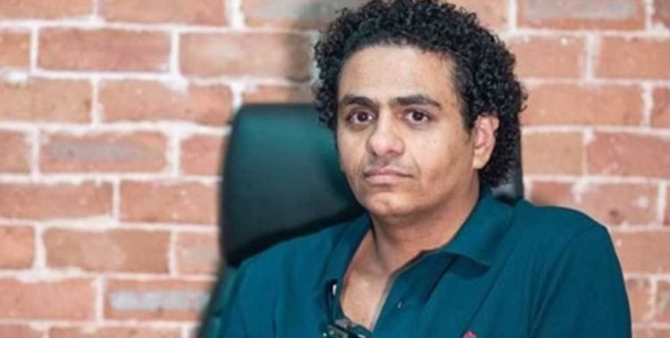 محمد صلاح العزب يهاجم معارضي إطعام حيوانات الشوارع: «دناءة وحقارة»