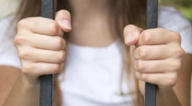 القبض على راقصة شهيرة بتهمة نشر الفسق والفجور