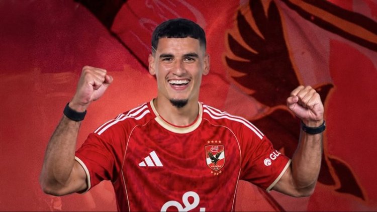 صفقات الأهلي.. "سفيان بن جديدة" يصل القاهرة.. و"منصف بقرار" ينضم في هذا الموعد