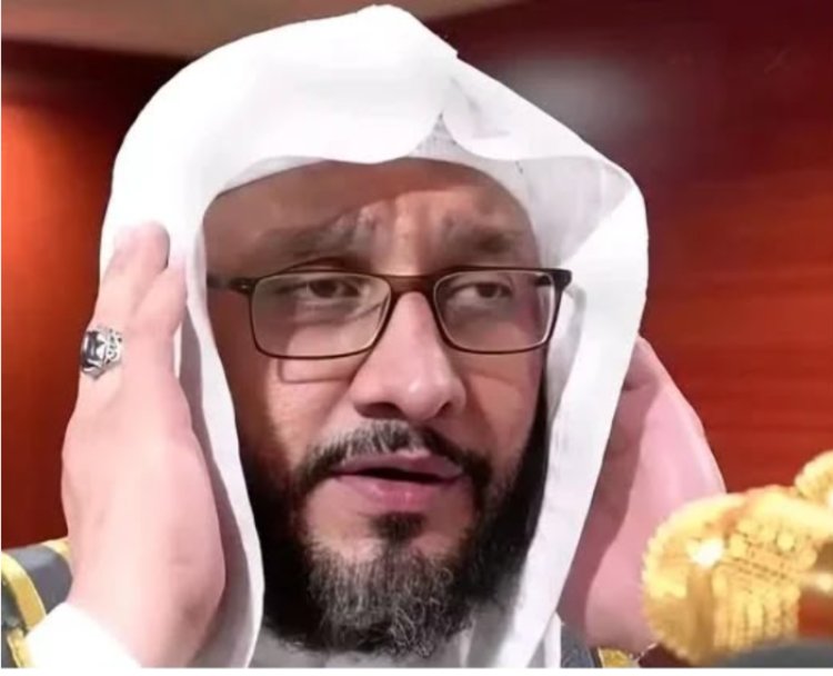عُرف بصوته العذب في رفع الأذان.. وفاة مؤذن الحرم المكي الشيخ إبراهيم بن عادل المدني