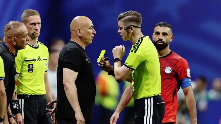 "اتصدم من رد فعل المصريين".. أمين عمر يكشف كواليس حديثه مع حكم مباراة مصر والأرجنتين