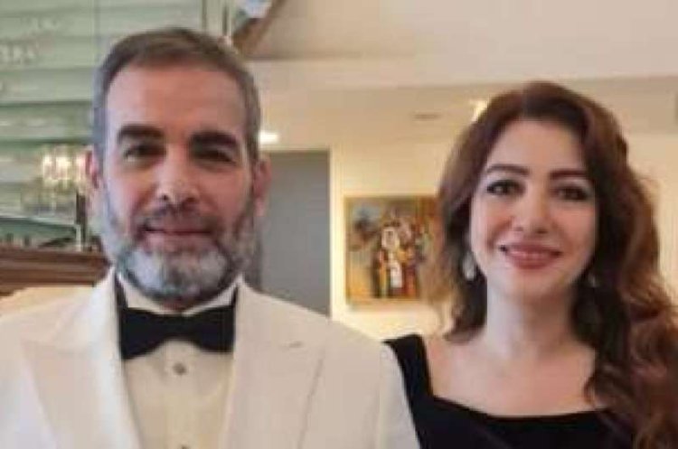 الصحفية دينا شرف الدين تدافع عن زوجها الفنان أحمد عبد العزيز: "احترموا سنه وتاريخه"