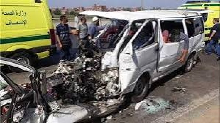 مصرع شخص وإصابة 3 آخرين في حادث أعلى الطريق الإقليمي بالبحيرة
