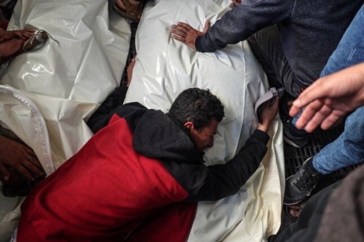 مقتل 19 وإصابة 23.. الاحتلال الإسرائيلي يرتكب مجزرة جديدة استهدفت منتظري المساعدات بغزة