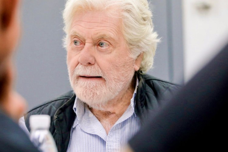 حسين فهمي بطل للفيلم الصينى "The Story I Found In china" 