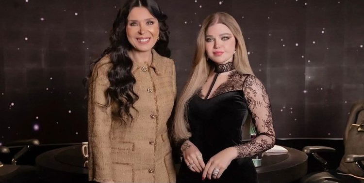 الليلة في الثامنة مساء.. دينا تفتح صندوق أسرارها مع ياسمين الخطيب عبر قناة الشمس