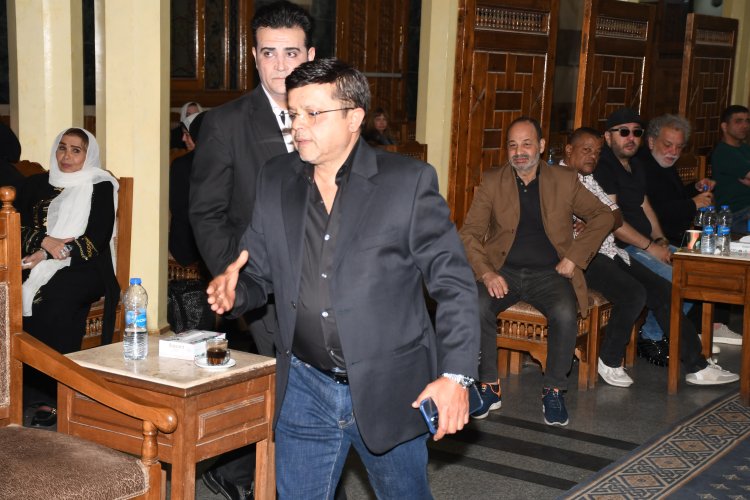 محمد هنيدي وجمال سليمان وأشرف زكي وخالد النبوي في عزاء سميحة أيوب