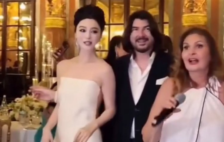 رقص يسرا مع النجمة الصينية فان بينغ بينغ على أنغام "3 دقات" في عرض أزياء في باريس