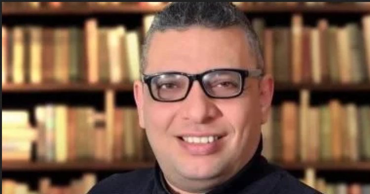 شقيق منصور هندي لـ"العاصمة": أخي يخضع لعملية جراحية اليوم ونقابة الموسيقين وقفت بجانبه