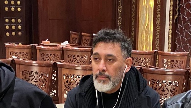 نجوم الغناء والموسيقى يشاركون أحمد إبراهيم عزاء والده في التجمع الخامس