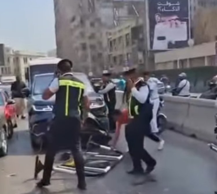 القبض على شحص اصطدم بسيارات وحاول الهرب  أعلى كوبري أكتوبر